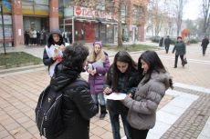ДОБРОВОЛЦИТЕ НА БЧК, БМЧК И БИБЛИОТЕКАТА  ОТБЕЛЯЗАХА 5 ДЕКЕМВРИ – ДЕН НА ДОБРОВОЛЕЦА
